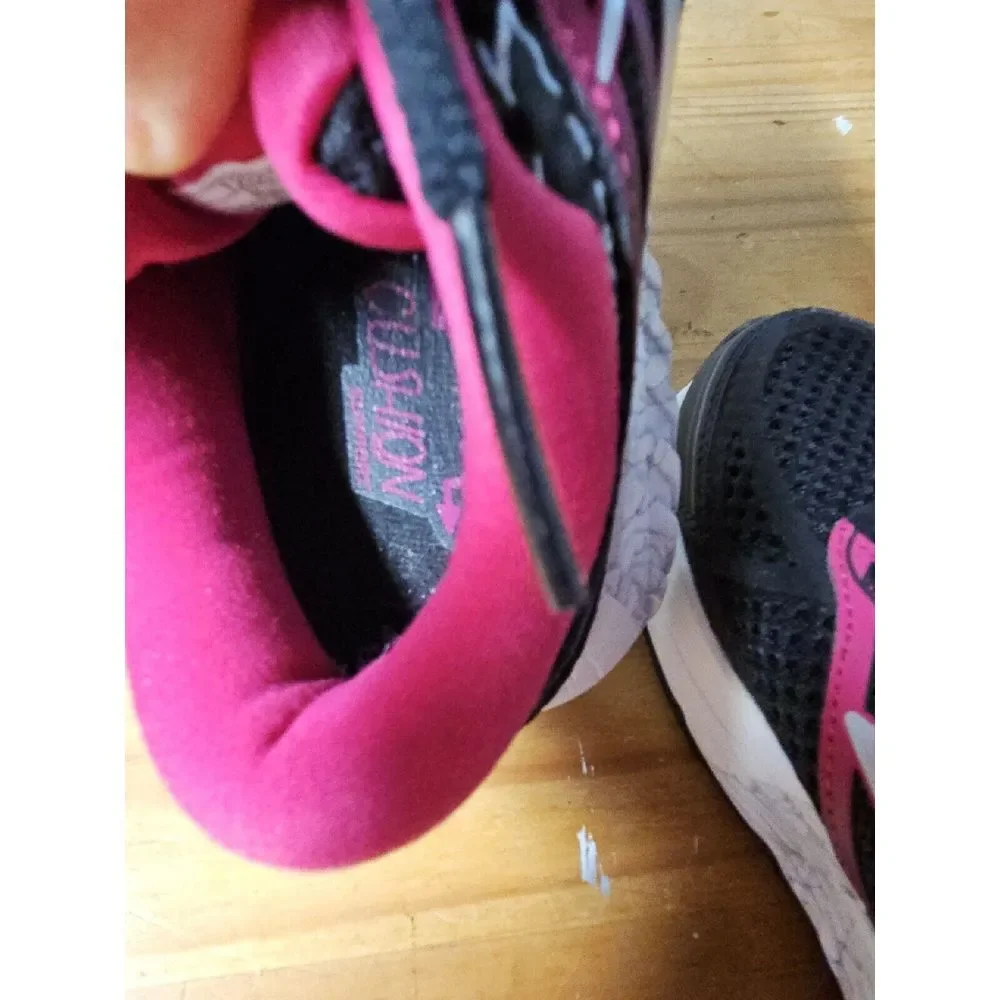 Size 5 Narrow  ( 2A)  - Brooks Addiction 13‎ Black/pink/gray - 1202532A070